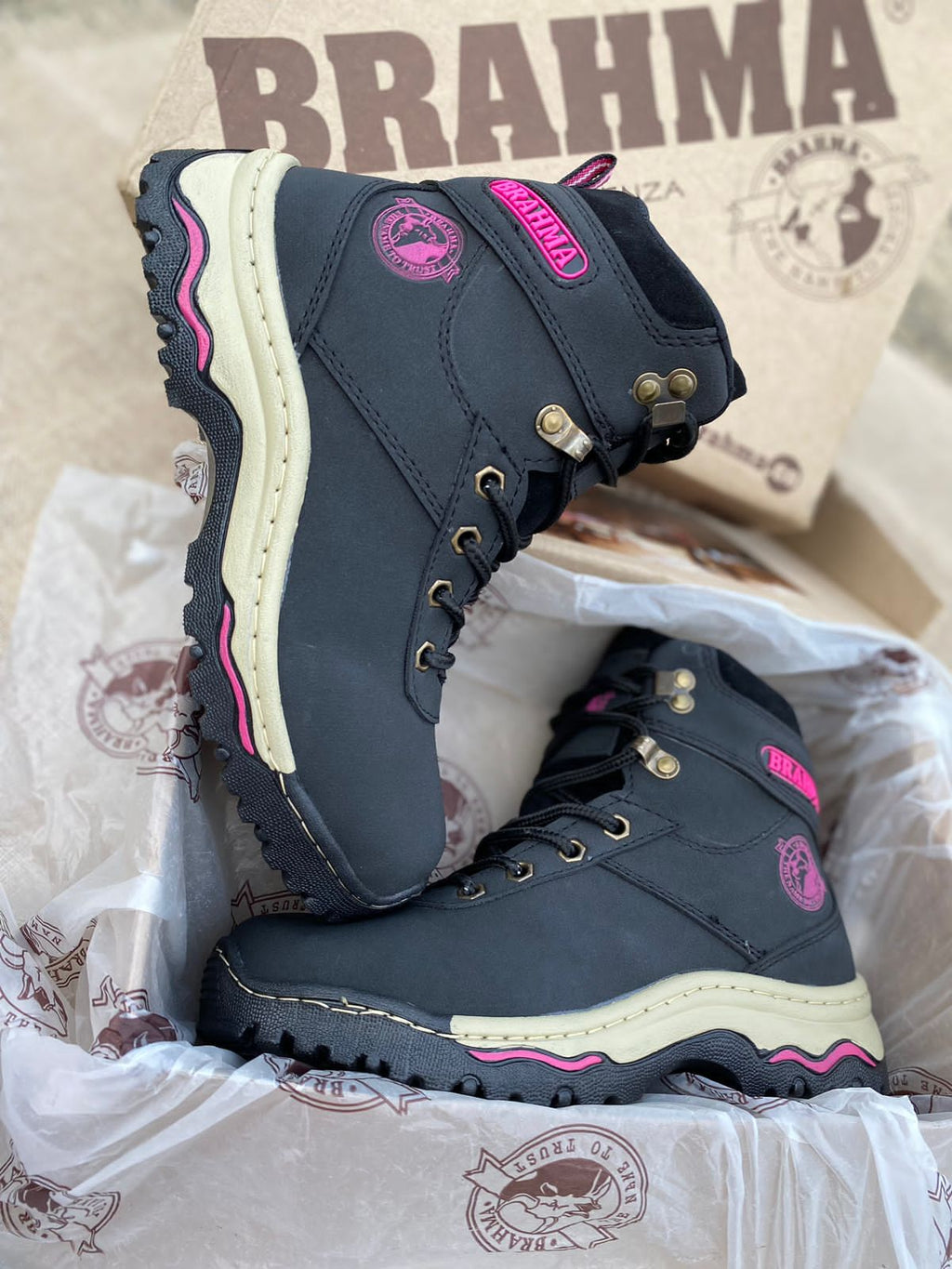 Bota Urbana Brahma para Mujer: Confort y Resistencia Diaria